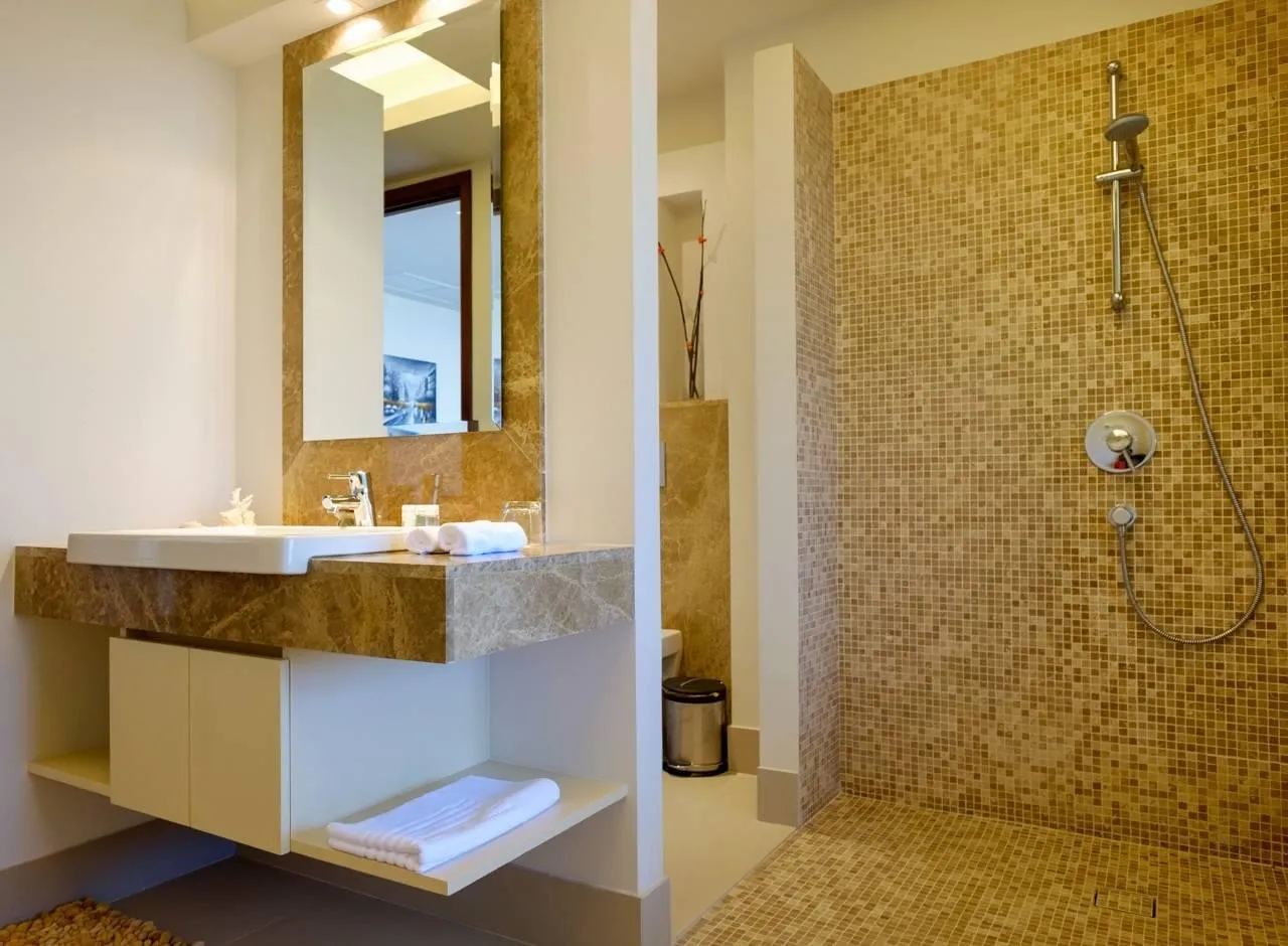 Property image - full photo 20