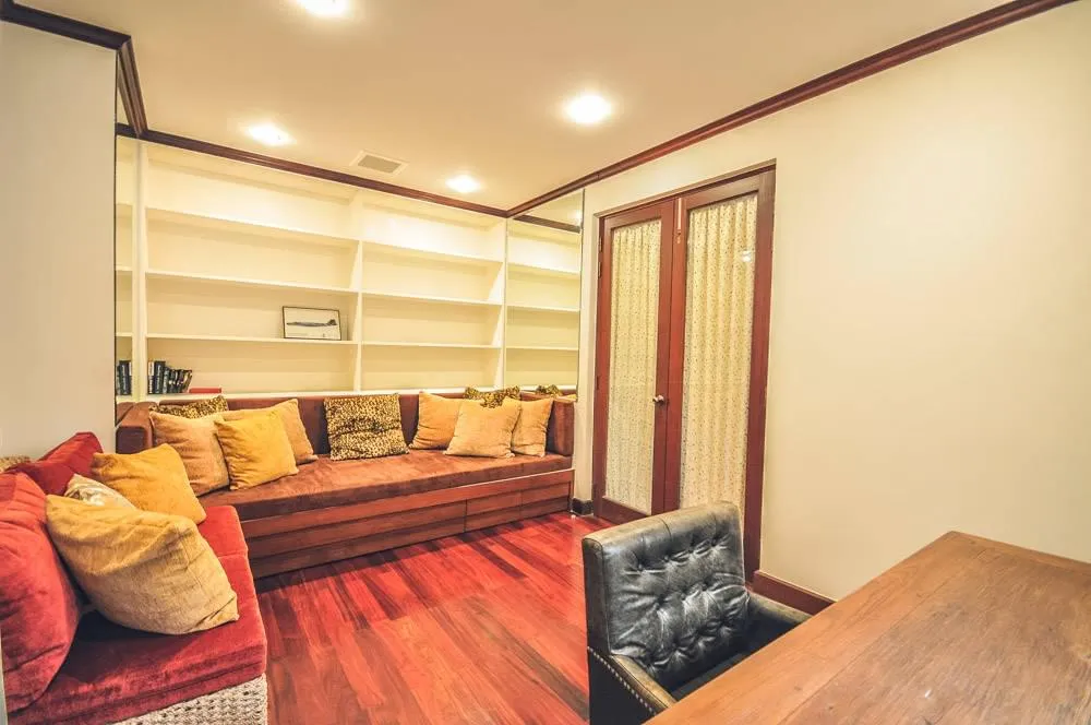 Property image - full photo 10