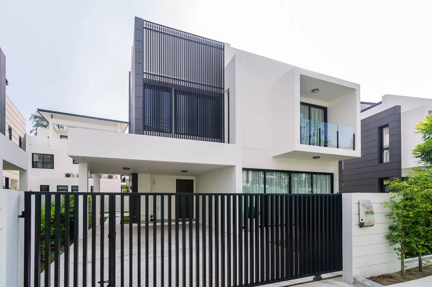 Property image - full photo 45