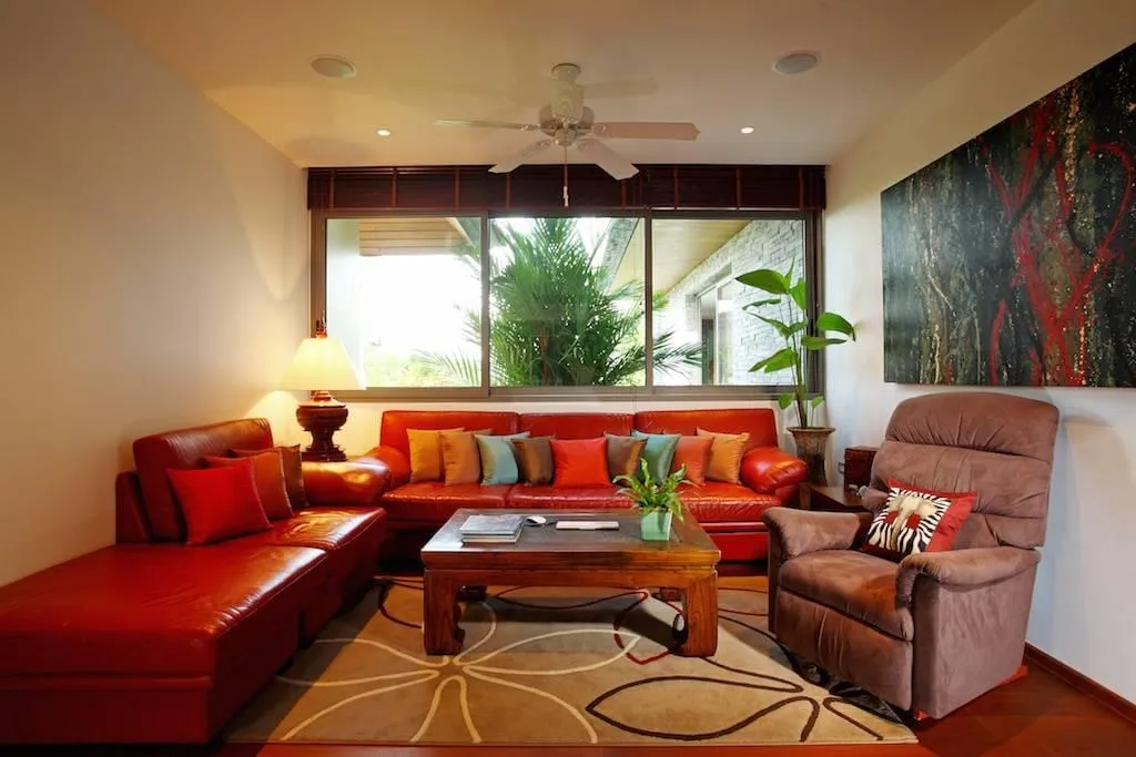 Property image - full photo 4