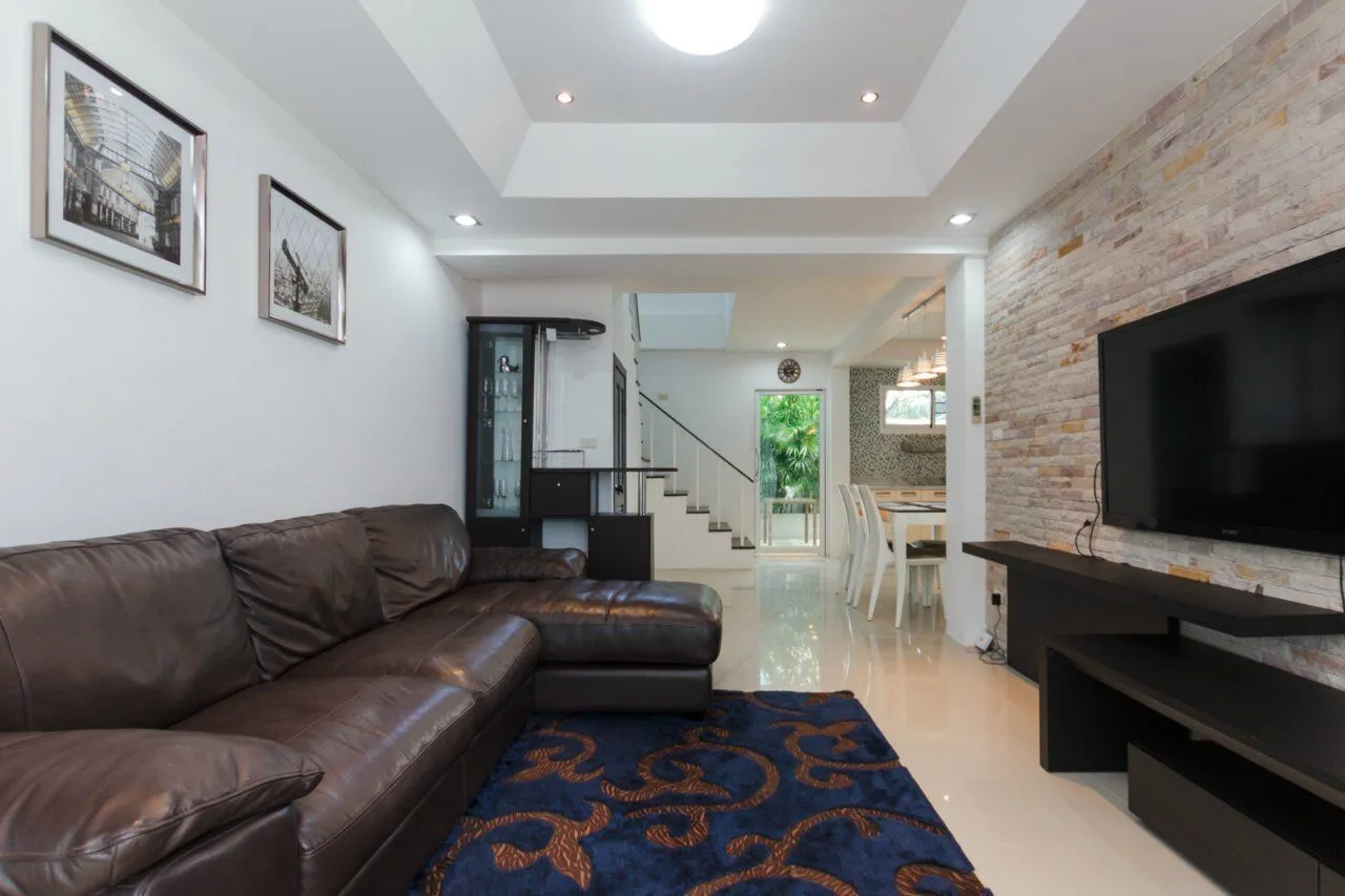 Property image - full photo 26