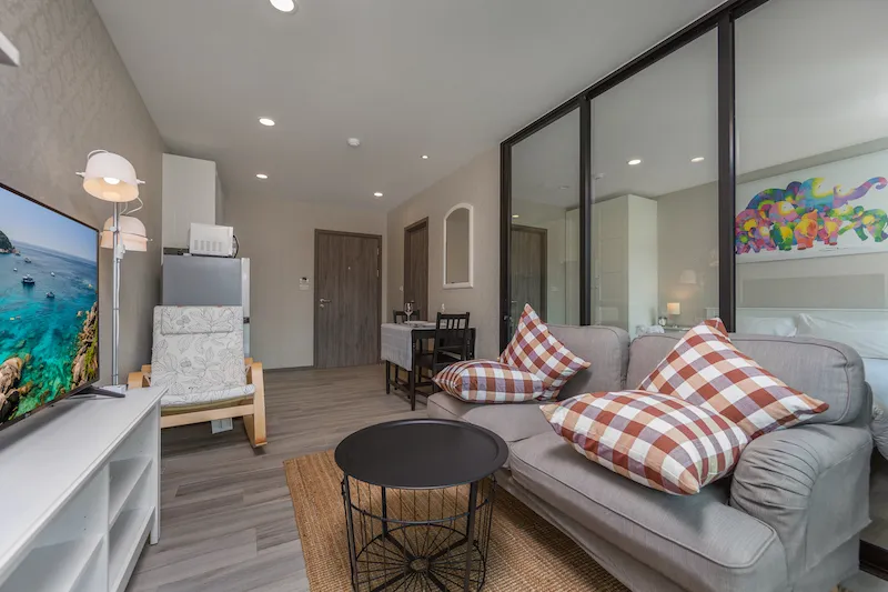 Property image - full photo 8