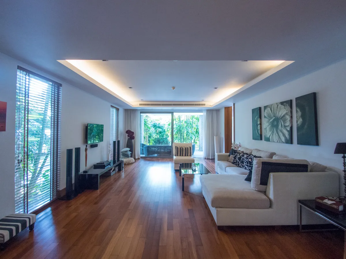 Property image - full photo 11
