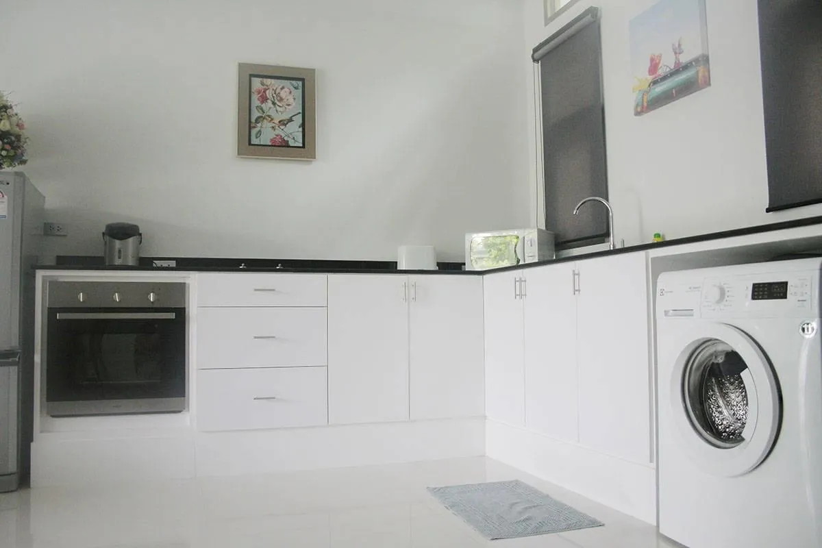 Property image - full photo 24
