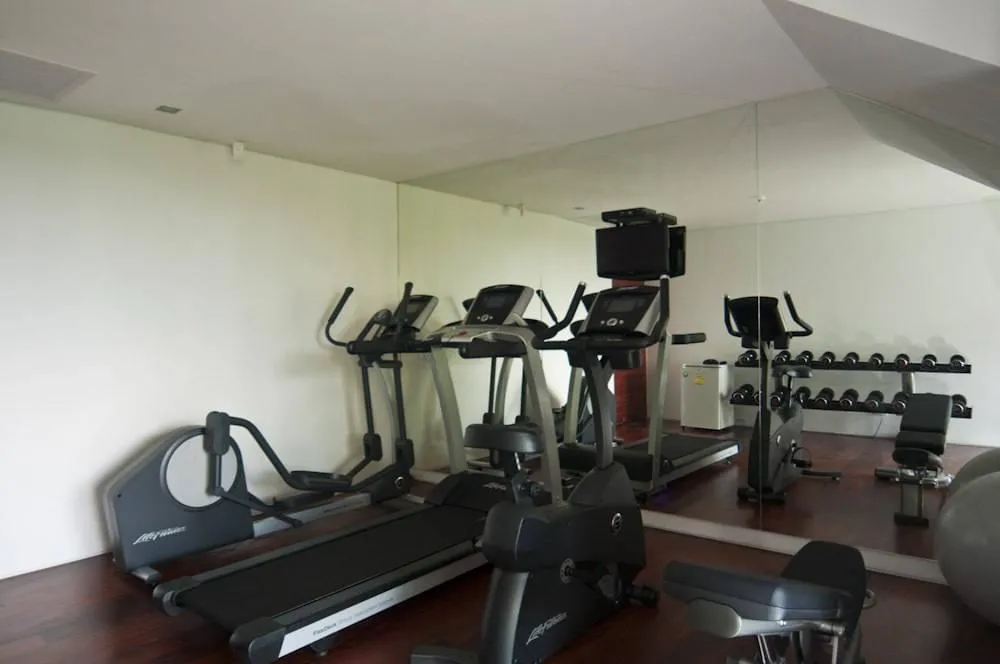 Property image - full photo 25