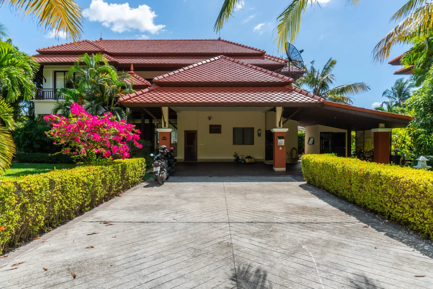 Property image - full photo 10