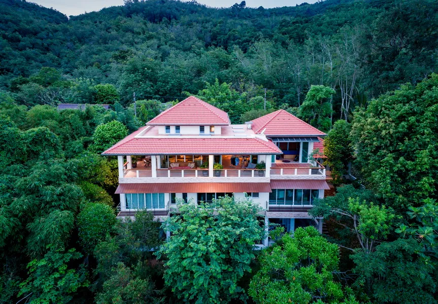 Property image - full photo 5
