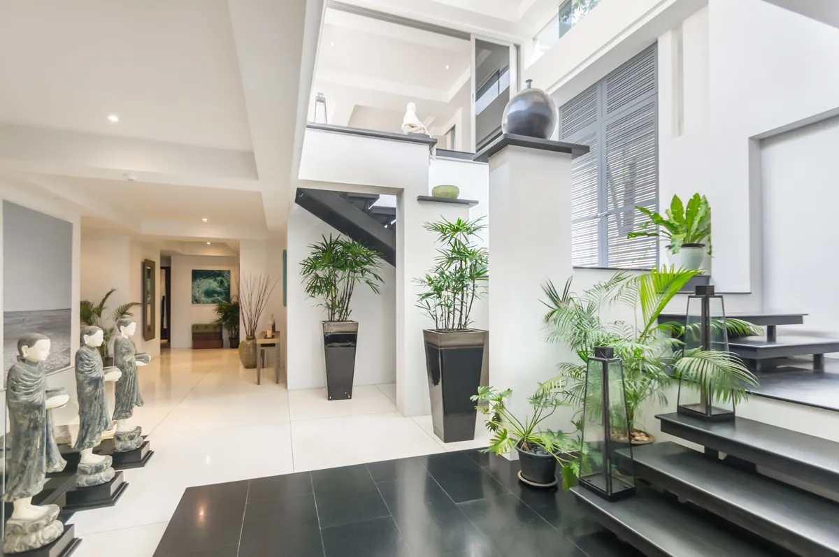 Property image - full photo 12