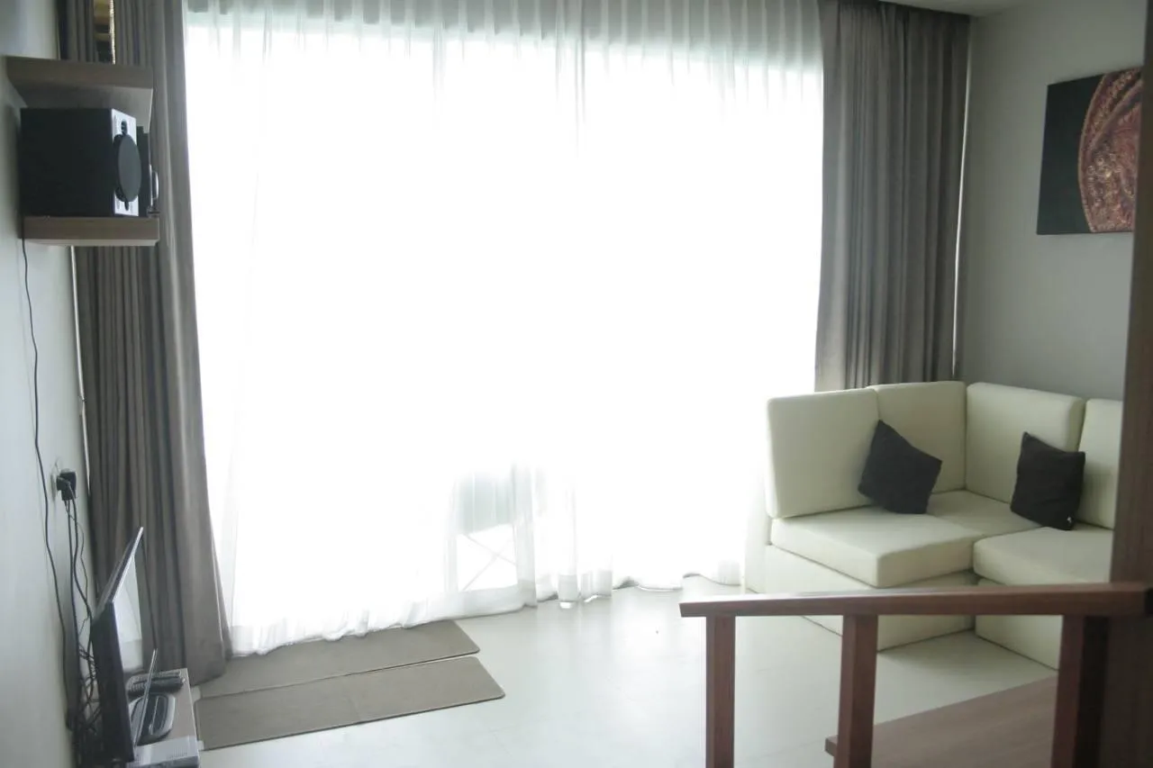 Property image - full photo 13