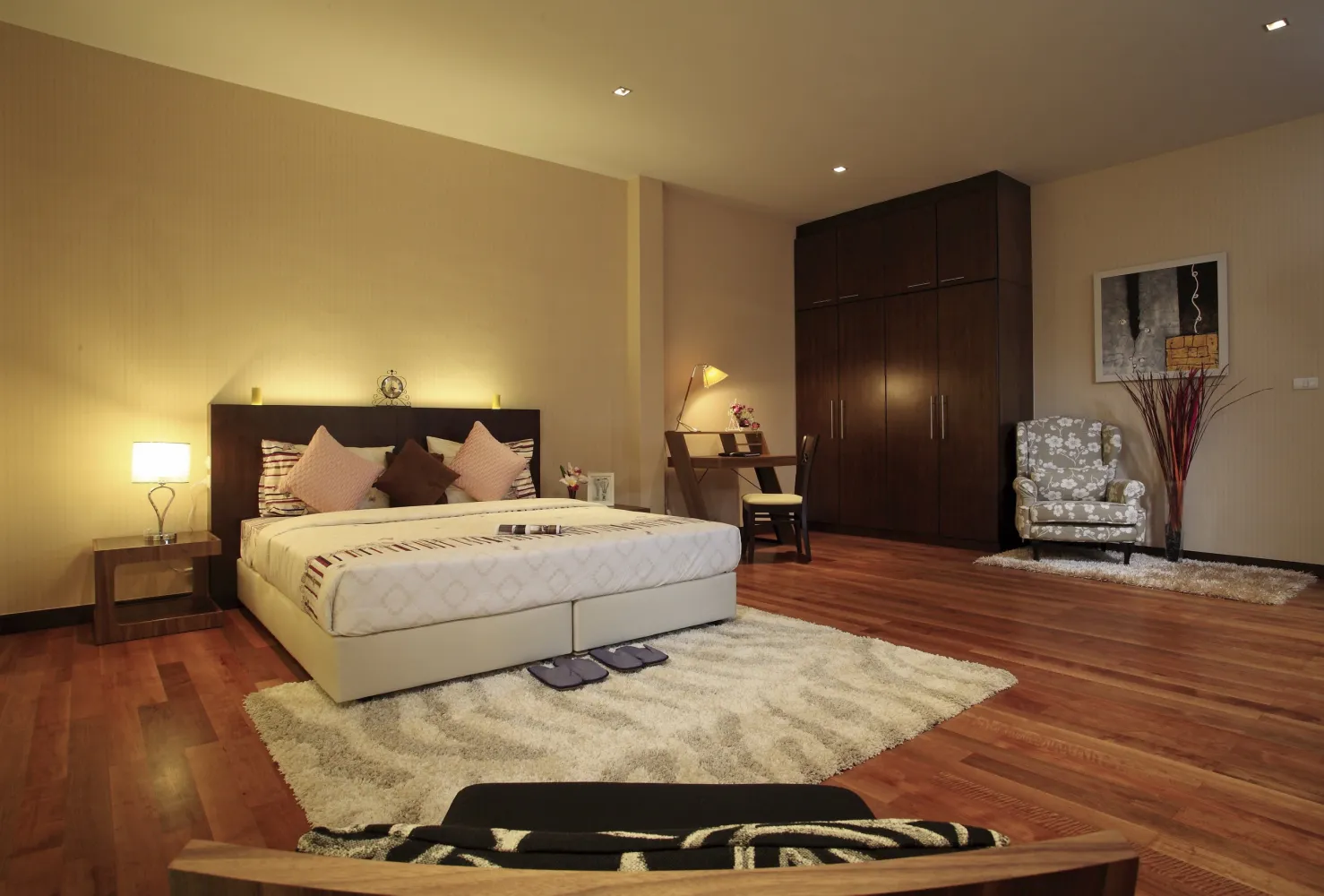 Property image - full photo 3