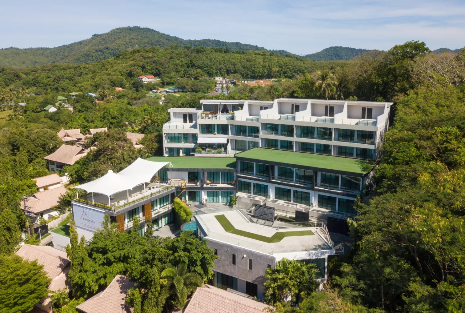 Property image - full photo 5