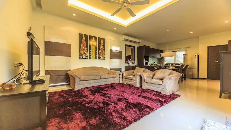 Property image - full photo 15