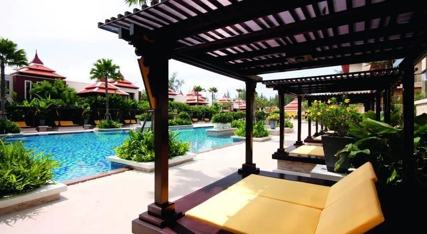 Property image - full photo 3