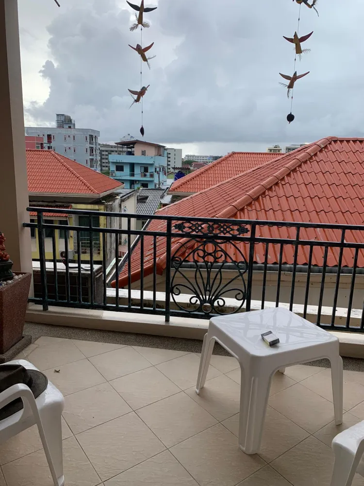 Property image - full photo 10