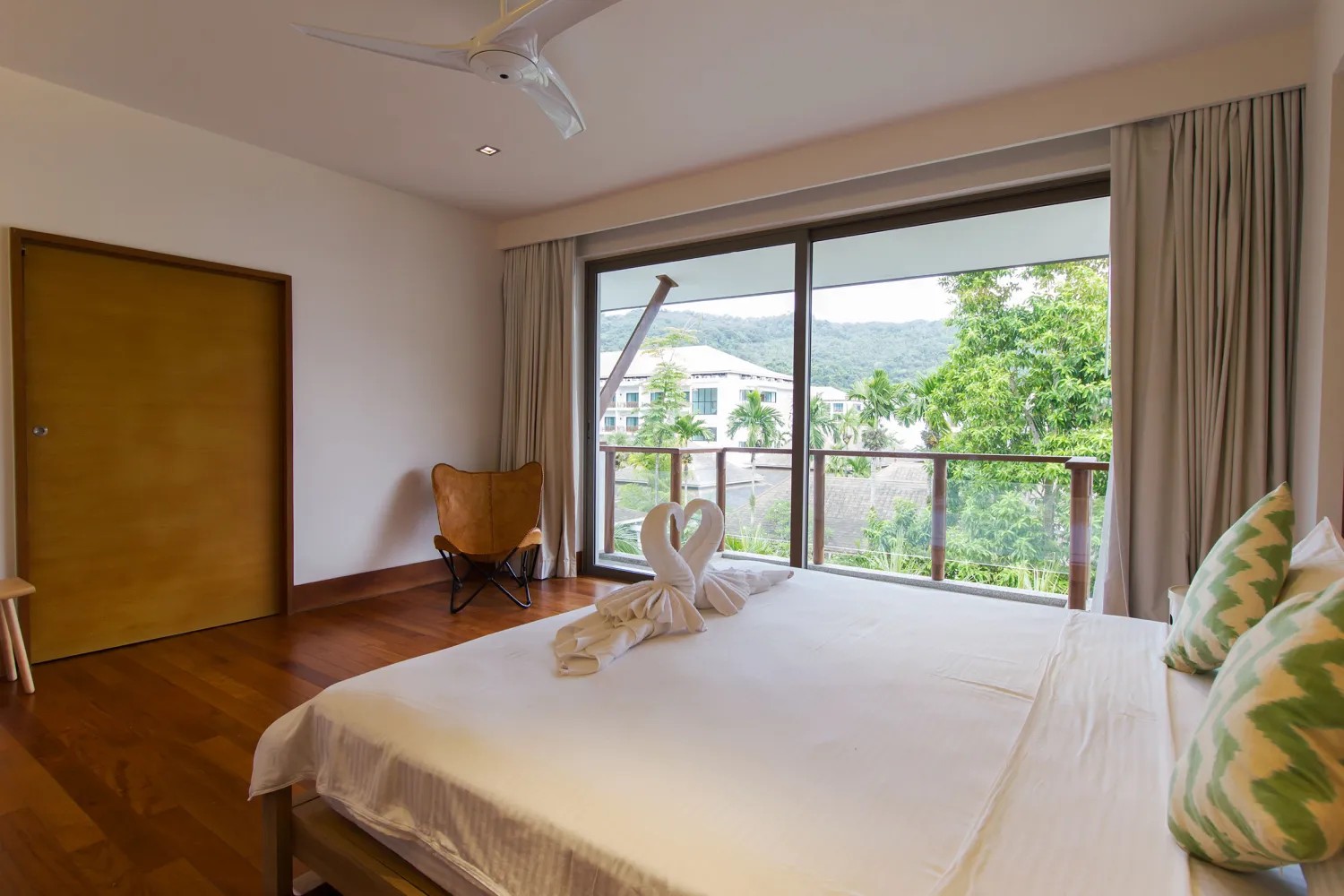 Property image - full photo 20