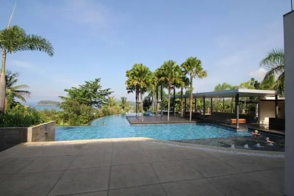 Property image - full photo 5