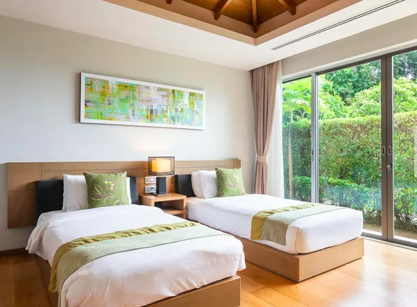 Property image - full photo 12