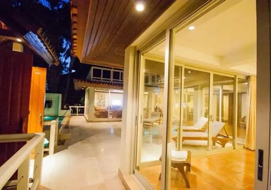 Property image - full photo 10