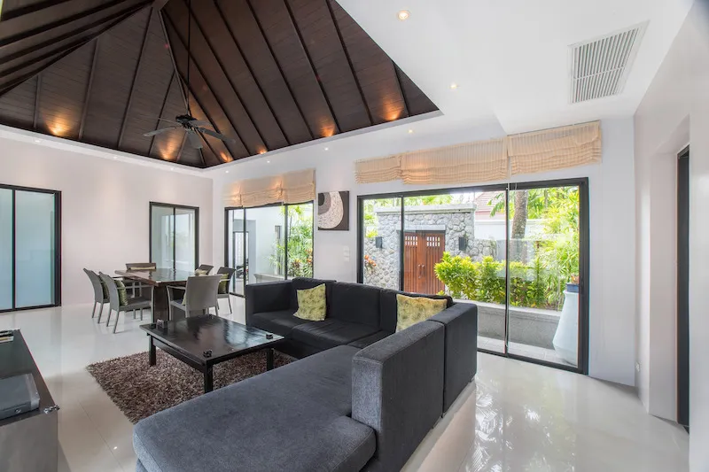Property image - full photo 14
