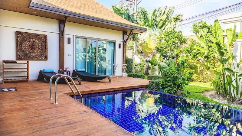 Property image - full photo 2