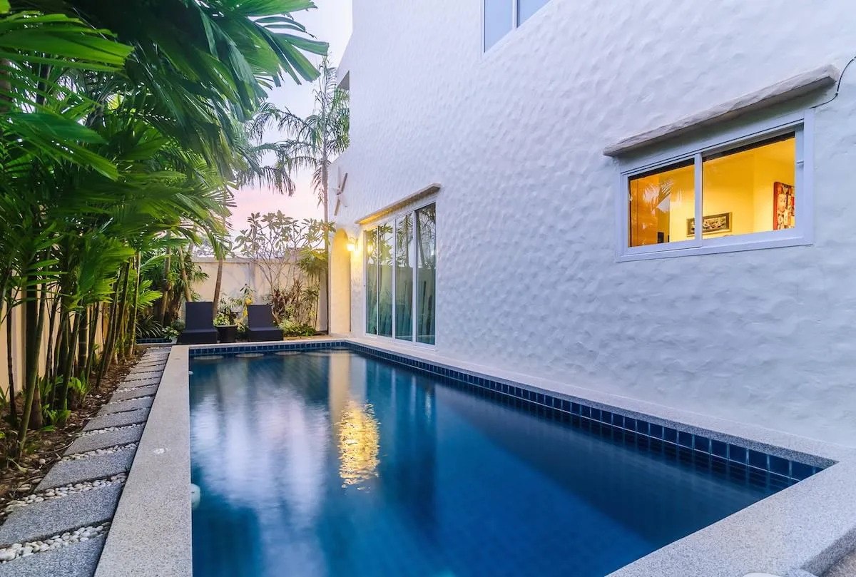 Property image - full photo 10