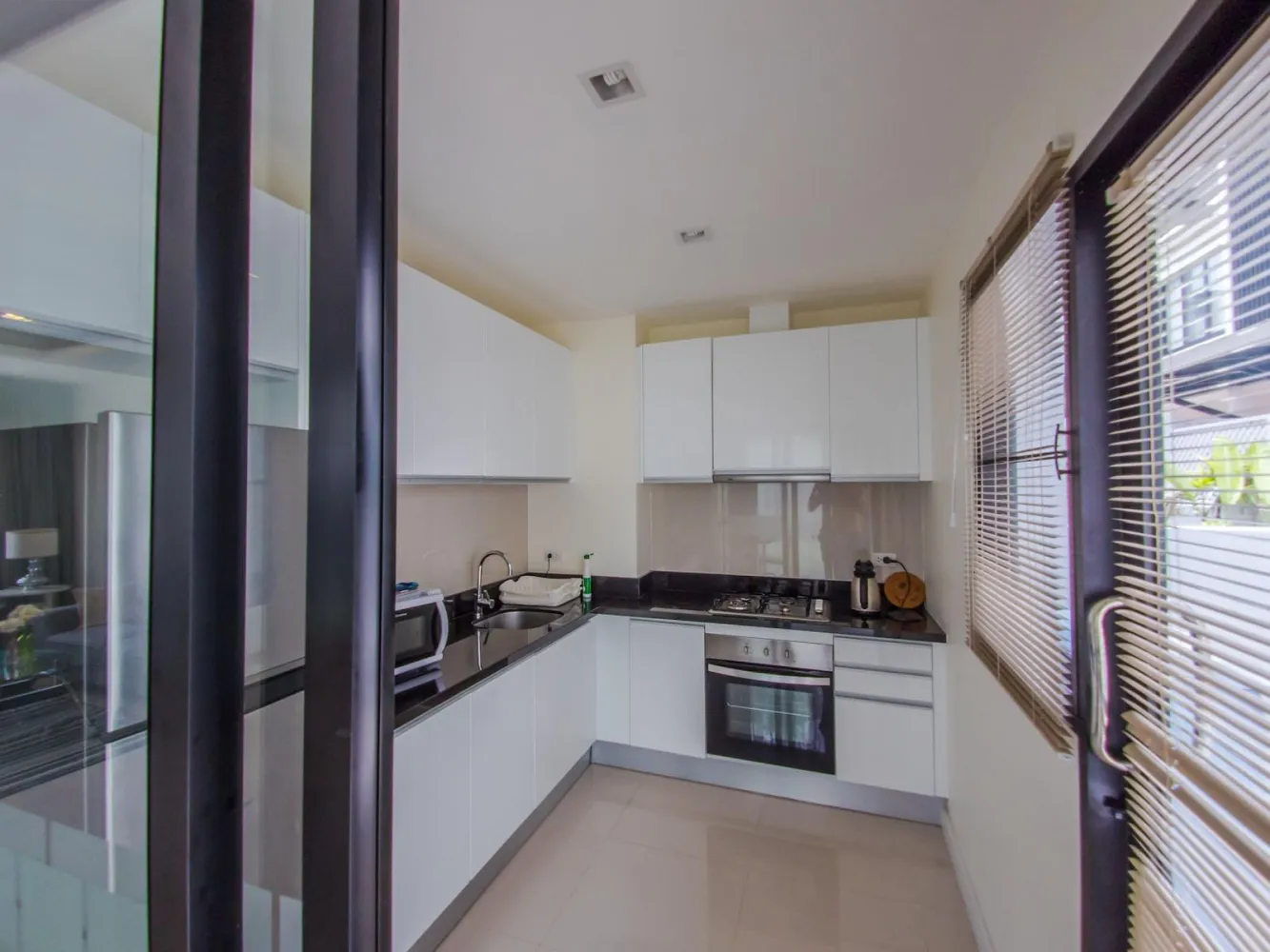 Property image - full photo 9