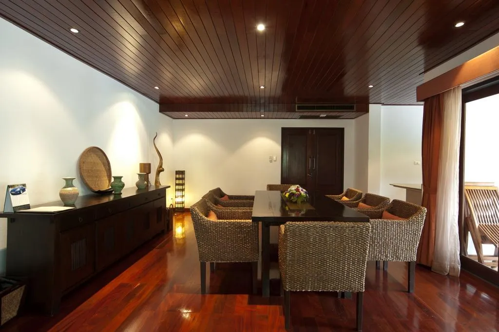 Property image - full photo 10