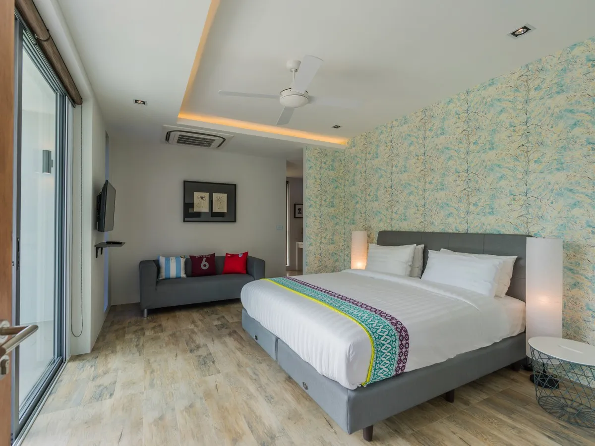 Property image - full photo 25