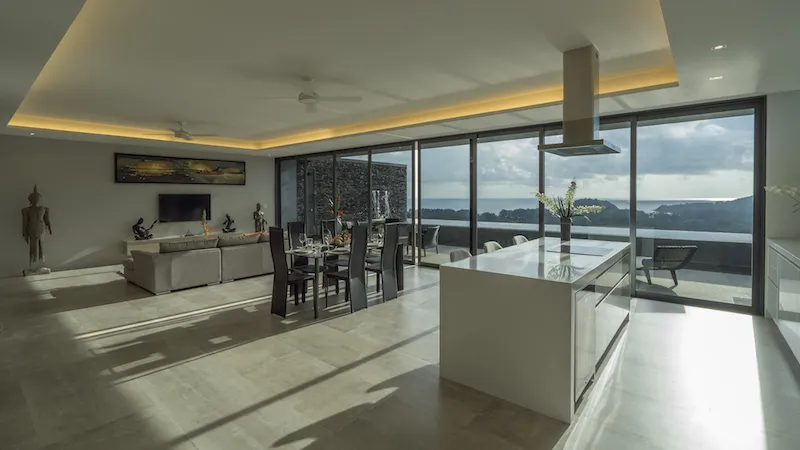Property image - full photo 2