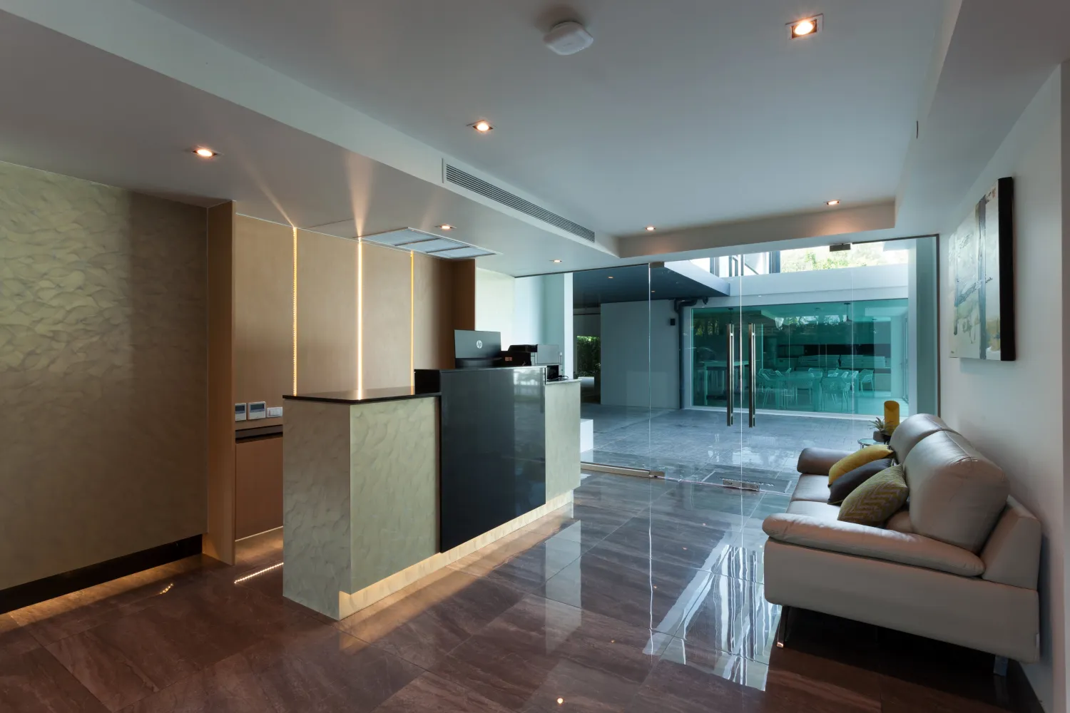 Property image - full photo 13