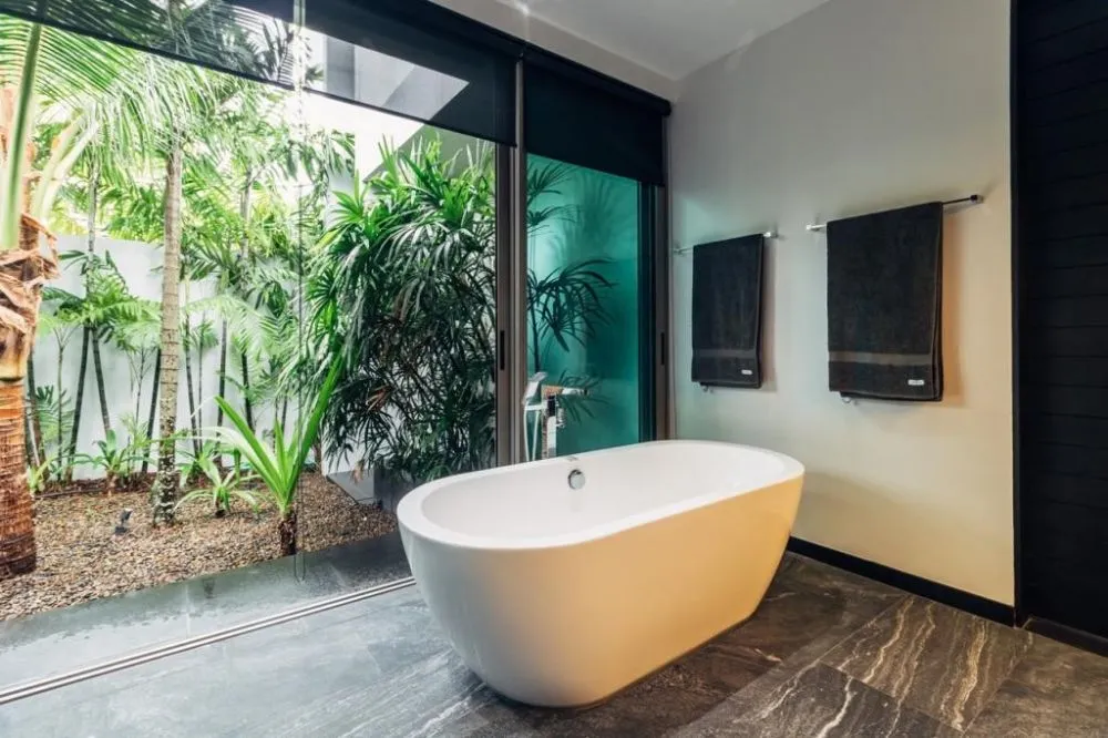 Property image - full photo 14