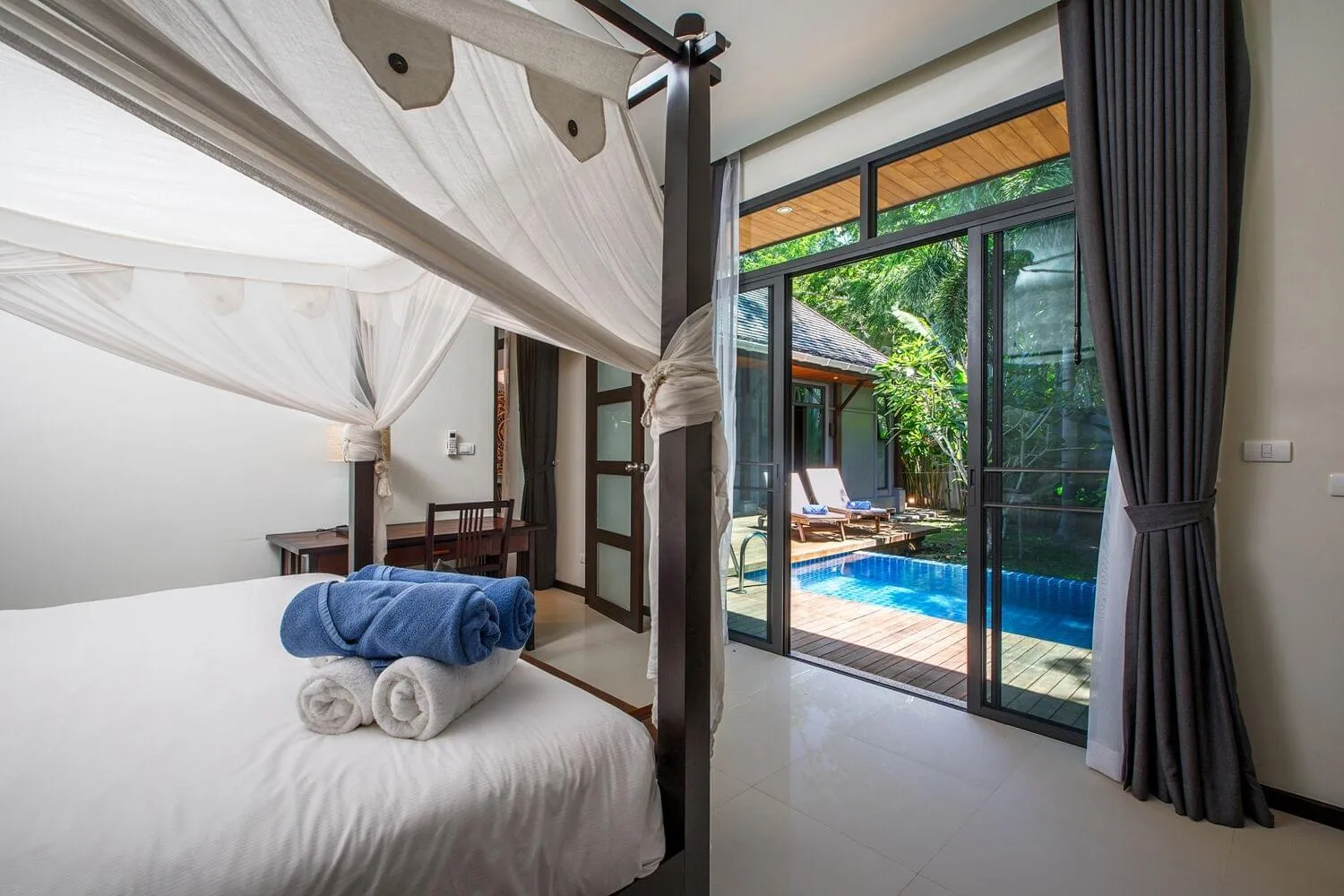 Property image - full photo 5