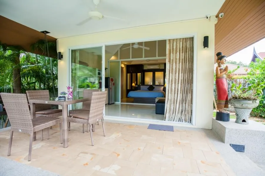 Property image - full photo 28