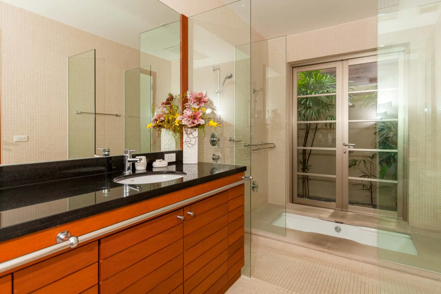 Property image - full photo 35