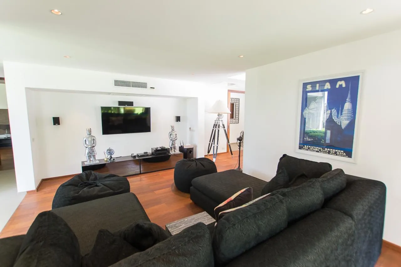 Property image - full photo 19
