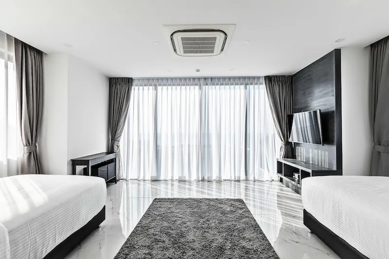 Property image - full photo 28