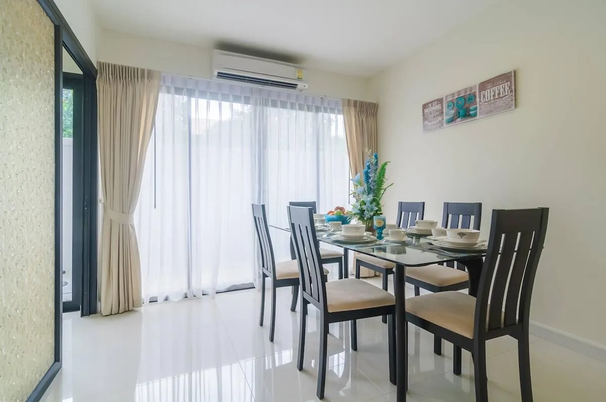 Property image - full photo 15