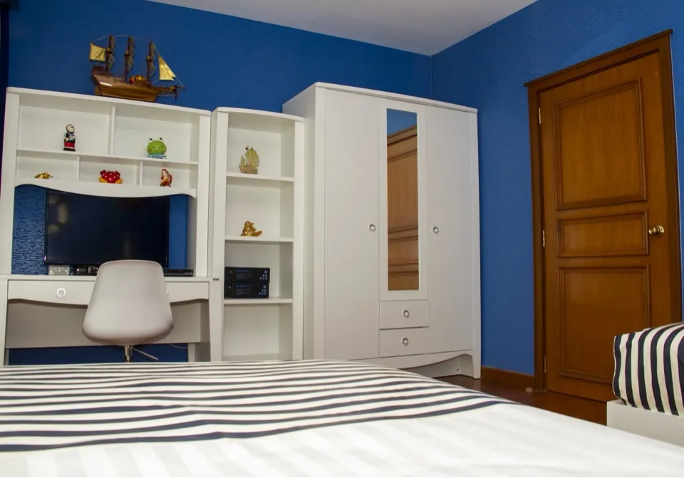 Property image - full photo 16