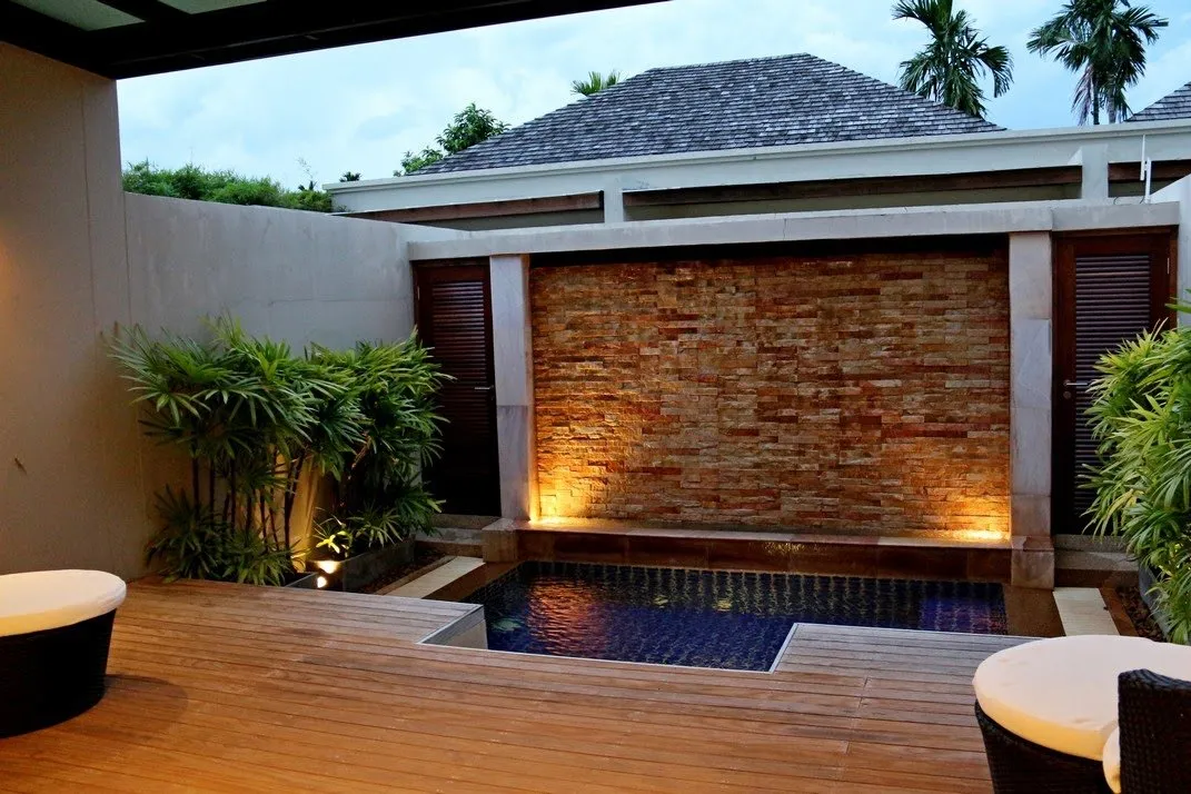 Property image - full photo 14
