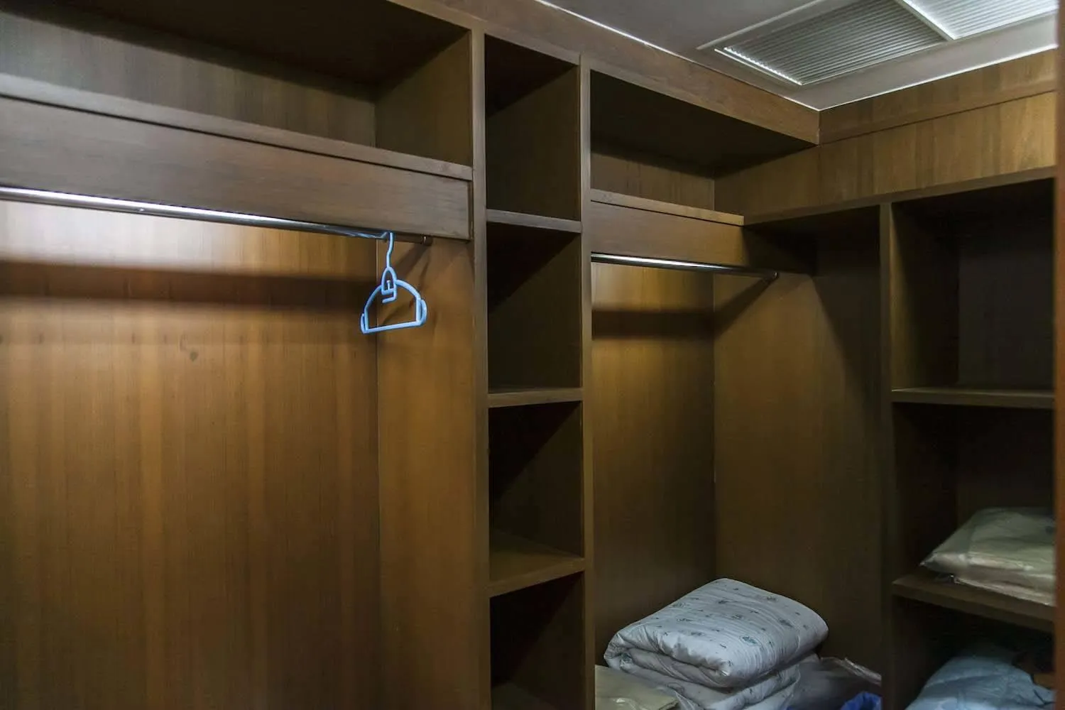 Property image - full photo 21