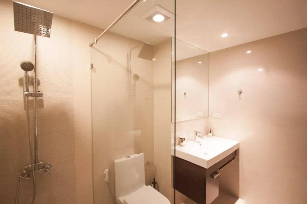 Property image - full photo 6
