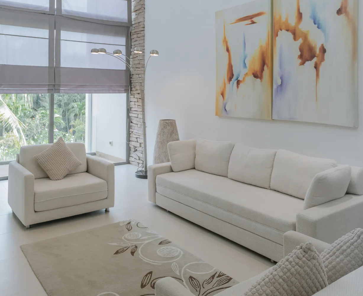 Property image - full photo 5