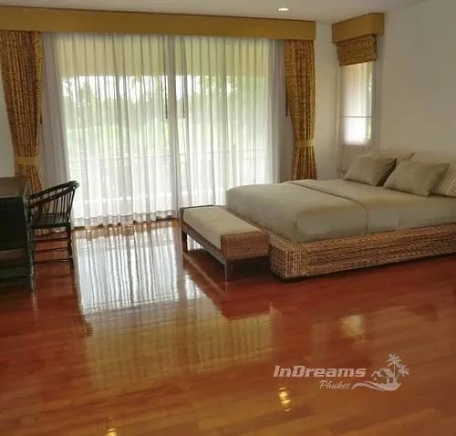 Property image - full photo 14