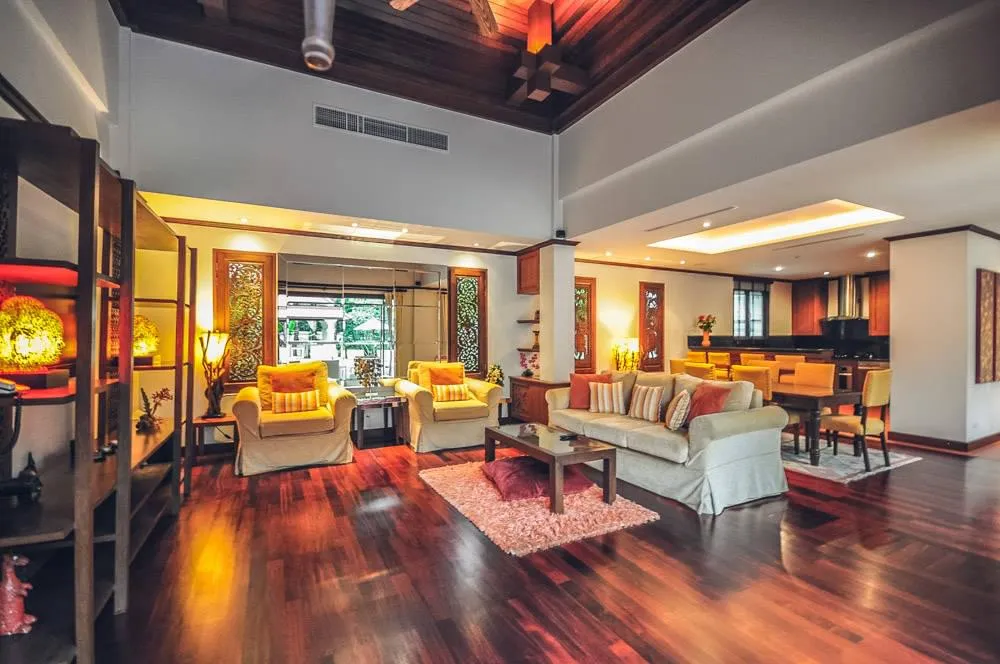 Property image - full photo 6