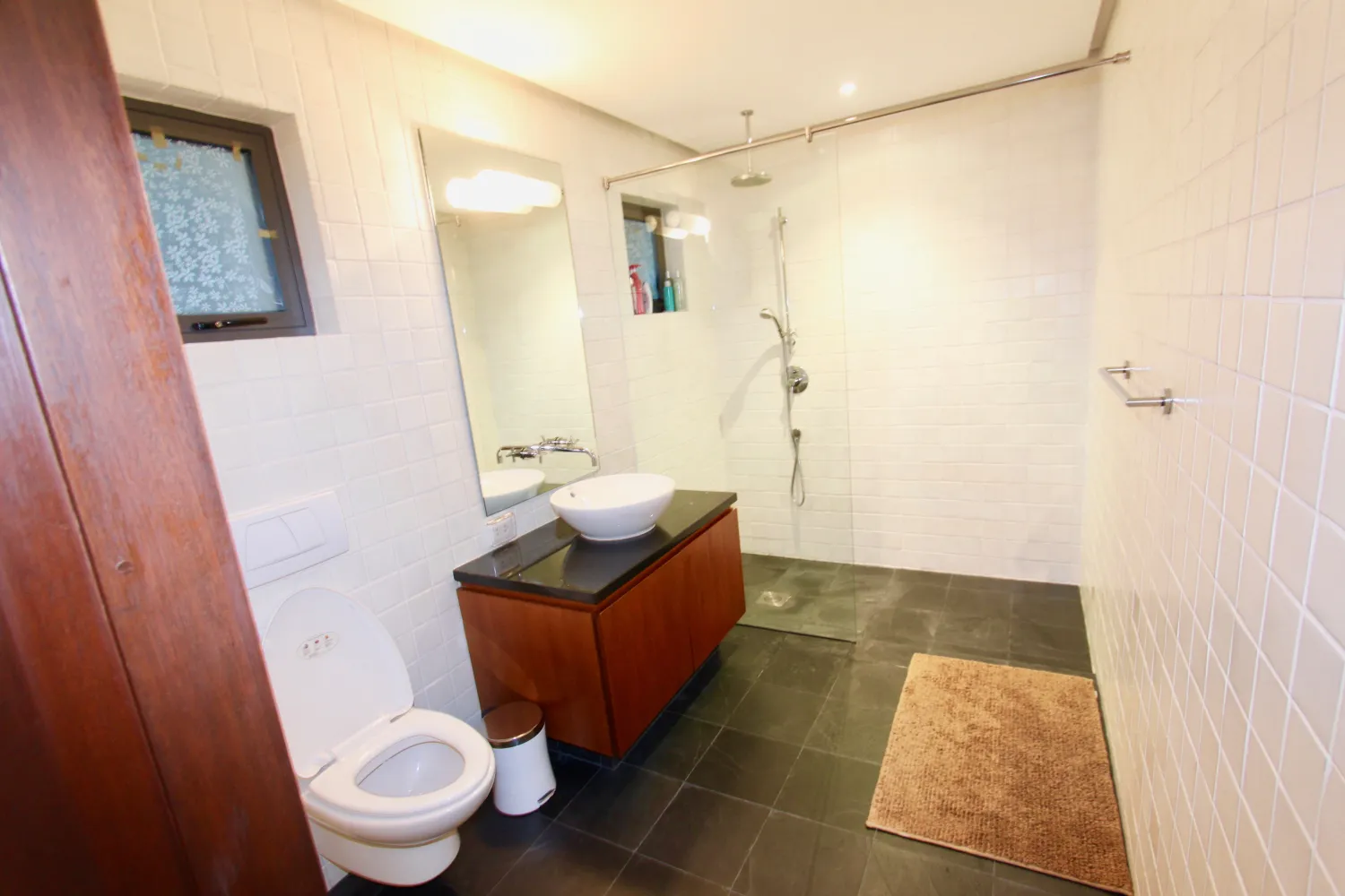 Property image - full photo 49