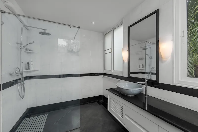 Property image - full photo 49