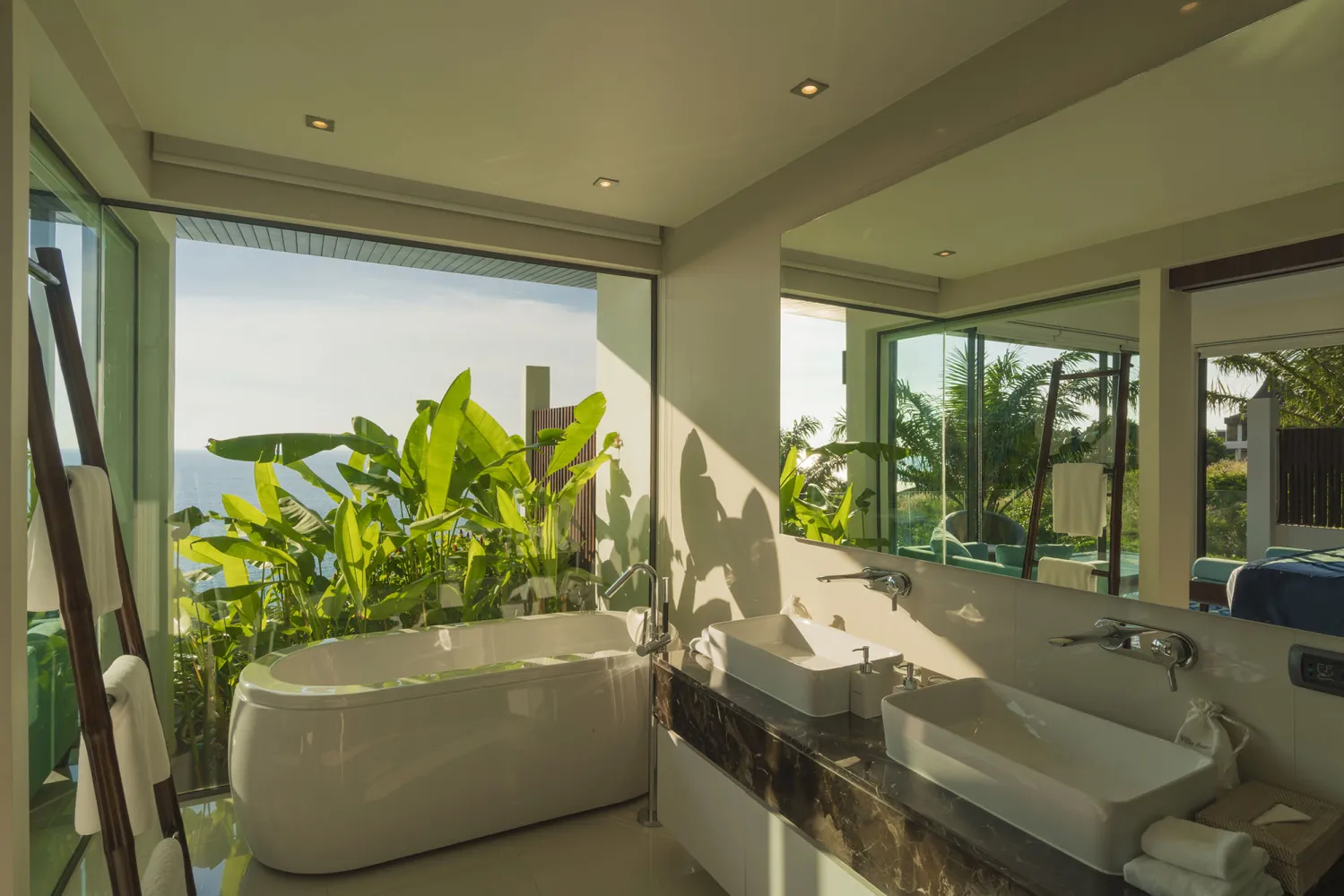 Property image - full photo 11