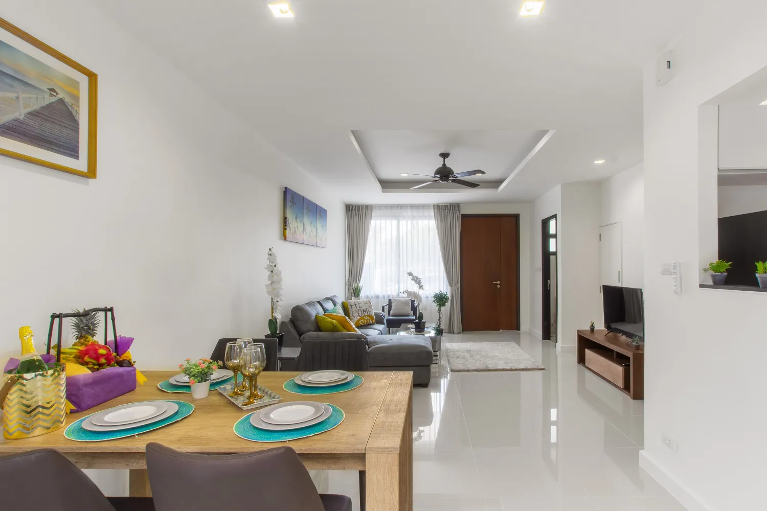 Property image - full photo 10