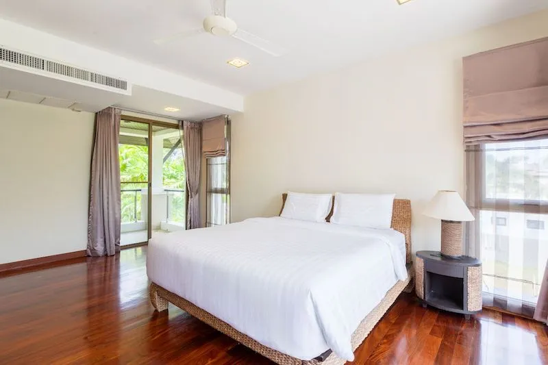 Property image - full photo 33