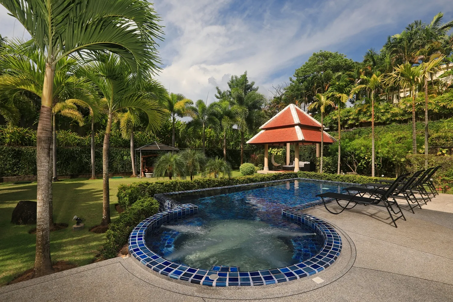 Property image - full photo 22